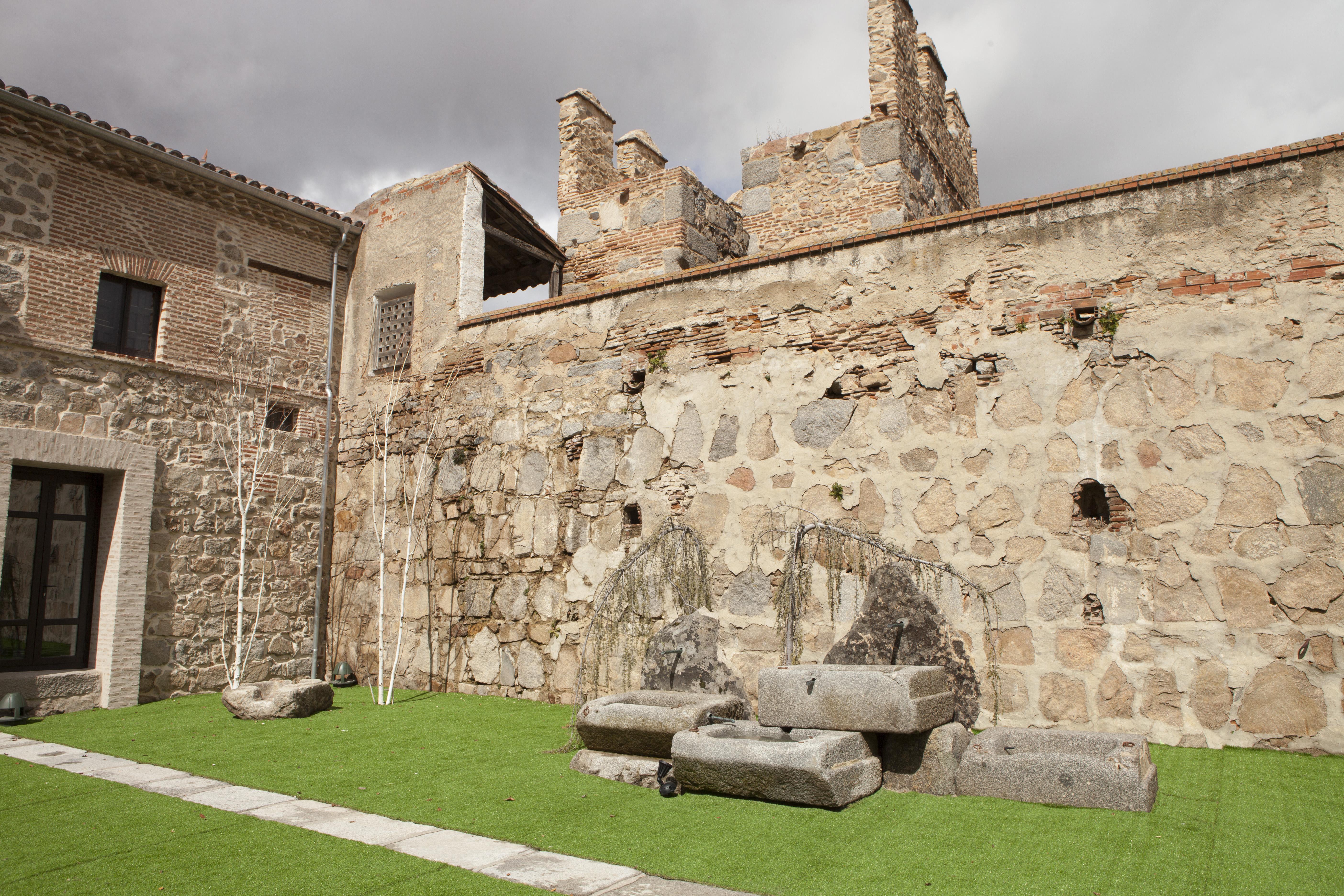 Sofraga Palacio Avila Bagian luar foto